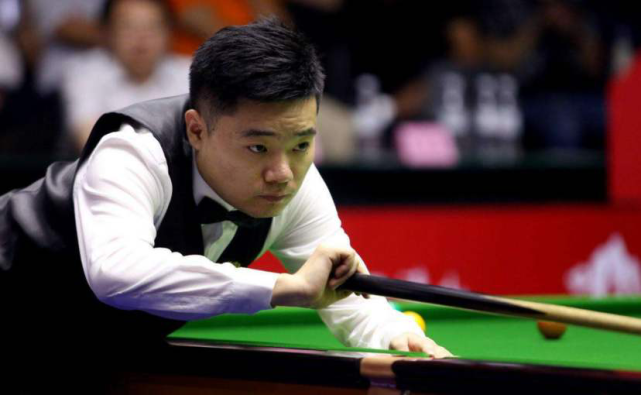 范尼球员时 范尼球员时