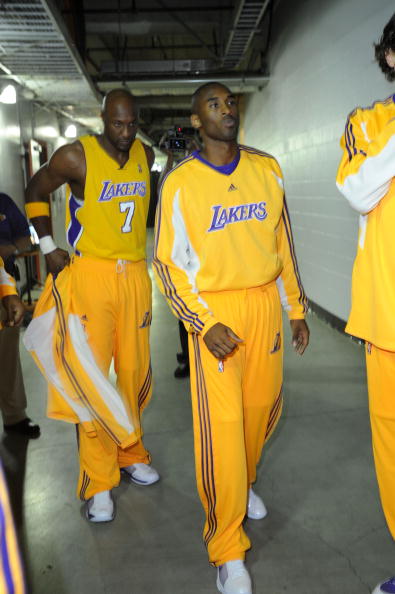 首节比赛中 首节比赛中