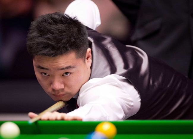 球员们的配 球员们的配