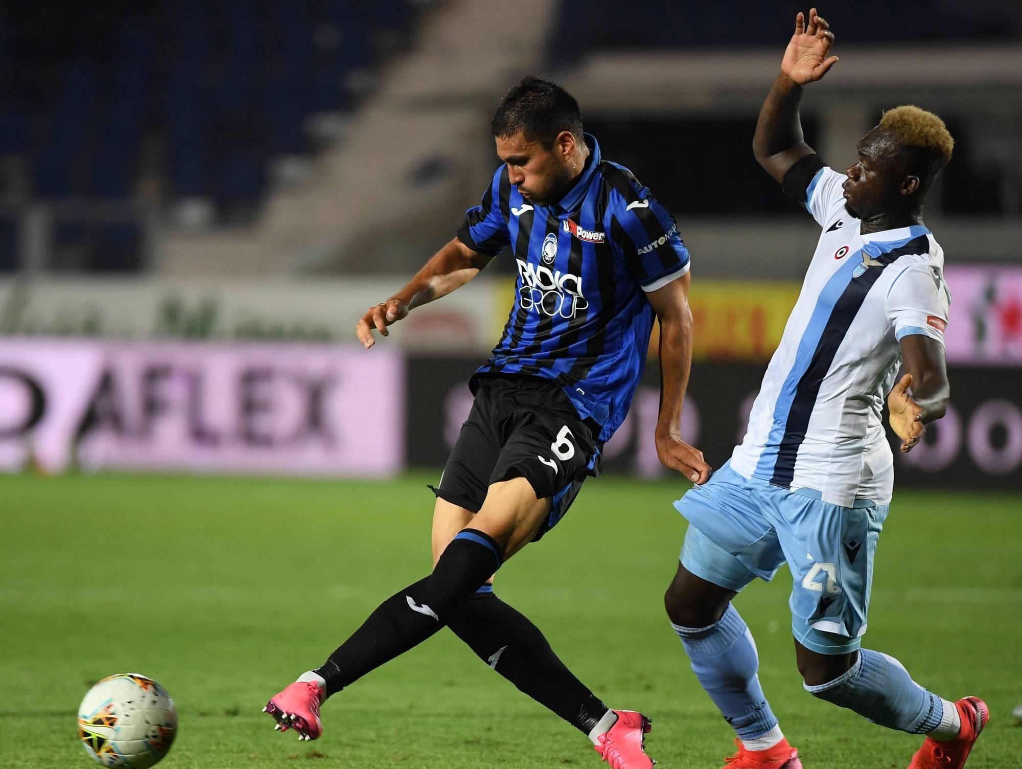 避免声音外 避免声音外