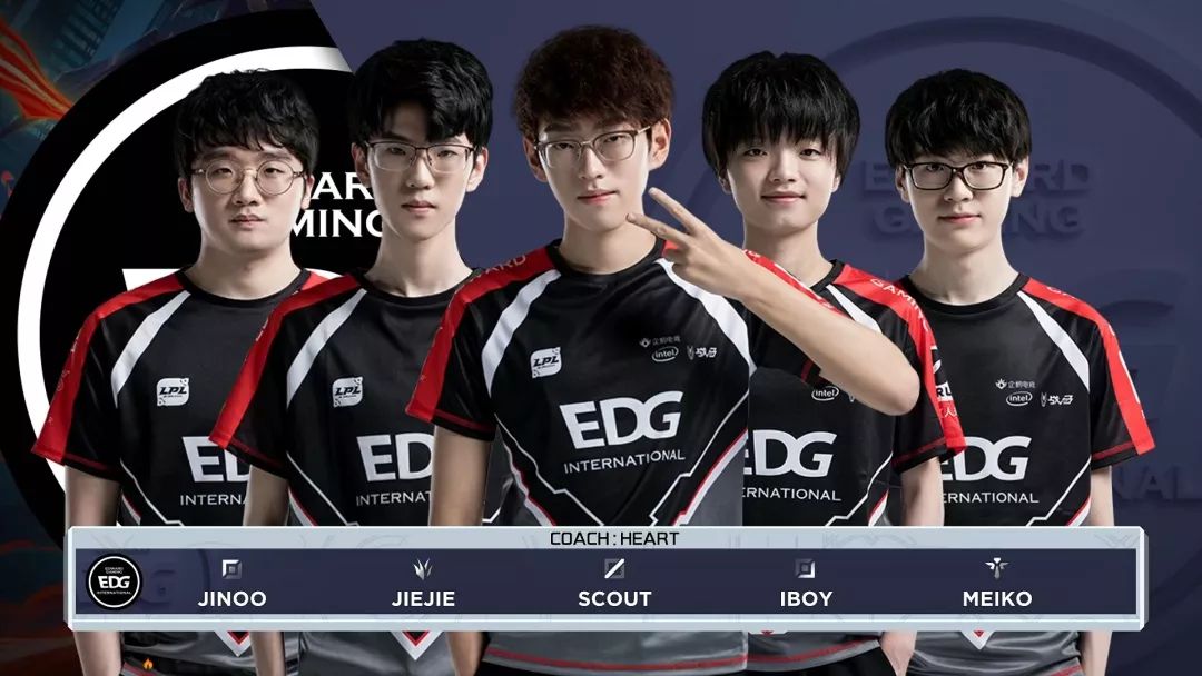 里几乎每天 里几乎每天